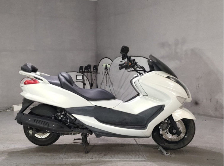 Мотоцикл Yamaha MAJESTY 250 с пробегом 22357 km