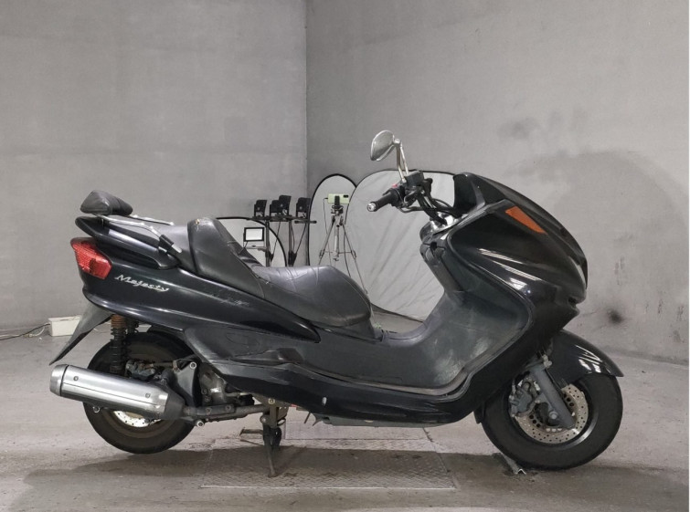 Мотоцикл Yamaha MAJESTY 250C з пробігом 71490 km