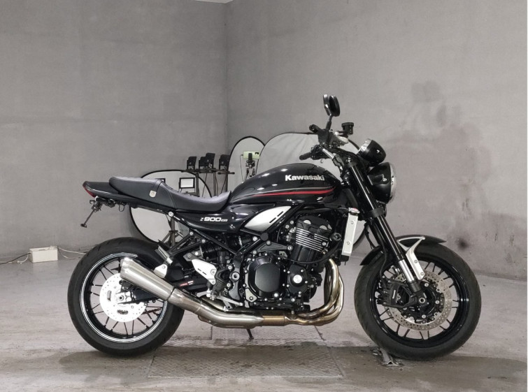 Мотоцикл Kawasaki Z900RS з пробігом 2401 km