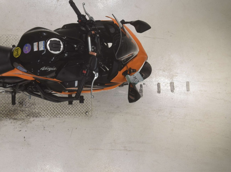 Мотоцикл Kawasaki NINJA650 з пробігом 63793 km з пробігом 63793 km