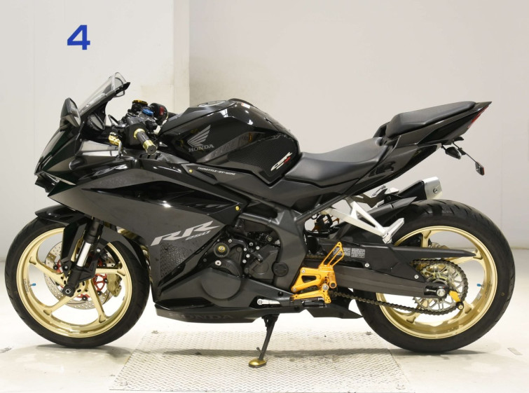 Мотоцикл Honda CBR250RRA з пробігом 8596 km з пробігом 8596 km
