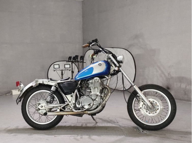 Мотоцикл Yamaha SR400 з пробігом 342 km