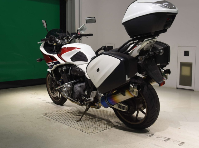 Мотоцикл Honda CB1300SF BOLDOR з пробігом 30709 km з пробігом 30709 km