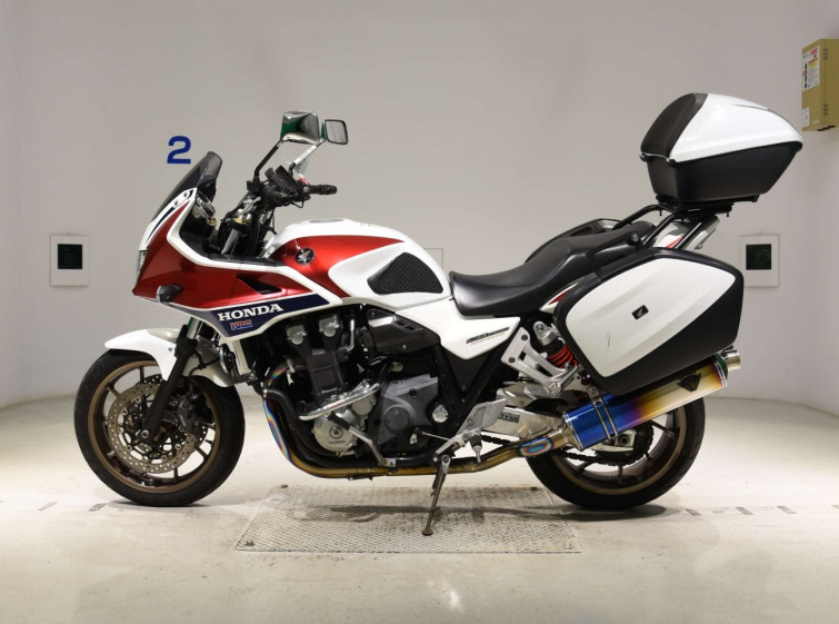 Мотоцикл Honda CB1300SF BOLDOR з пробігом 30709 km з пробігом 30709 km