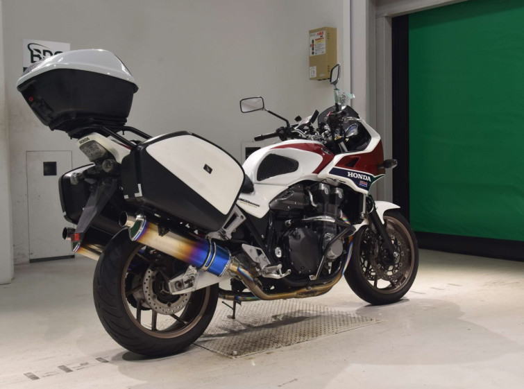 Мотоцикл Honda CB1300SF BOLDOR з пробігом 30709 km з пробігом 30709 km