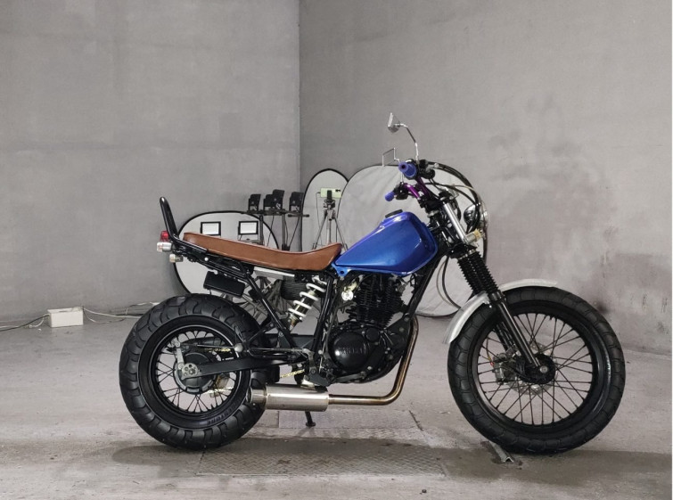 Мотоцикл Yamaha TW225 з пробігом 300 km