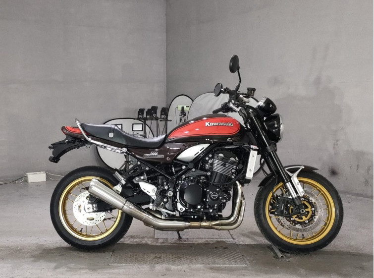 Мотоцикл Kawasaki Z900RS з пробігом 3786 km