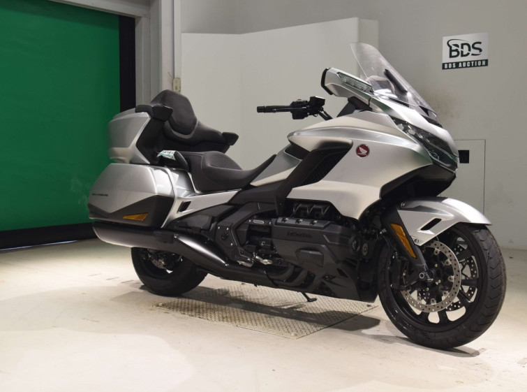 Мотоцикл Honda GL1800 TOUR D з пробігом 109 km з пробігом 109 km