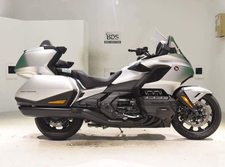 Мотоцикл Honda GL1800 TOUR D з пробігом 109 km з пробігом 109 km