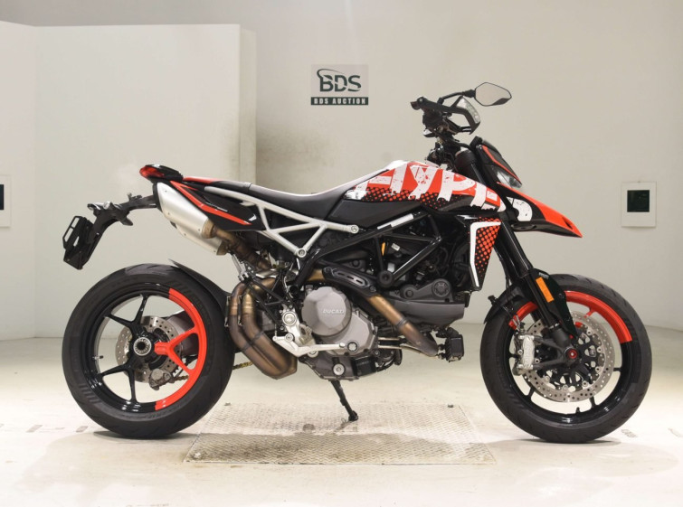 Мотоцикл Ducati HYPERMOTARD 950 с пробегом 10801 km с пробегом 10801 km