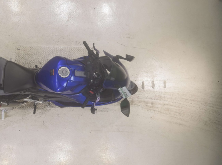 Мотоцикл Yamaha YZF-R25A с пробегом 8734 km с пробегом 8734 km