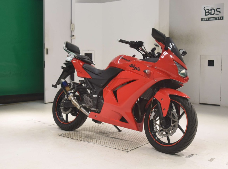 Мотоцикл Kawasaki NINJA250R с пробегом 10288 km с пробегом 10288 km