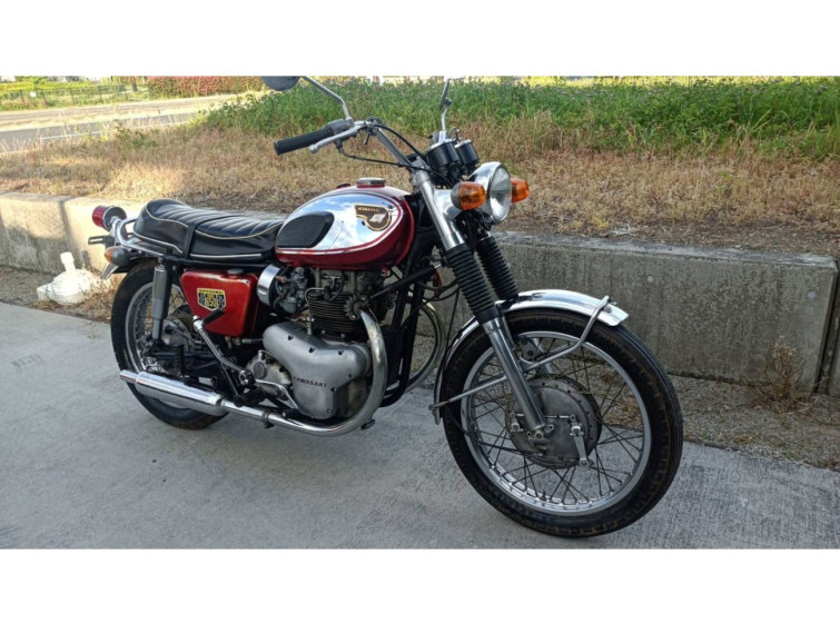 Мотоцикл Kawasaki W1S с пробегом 2542 km