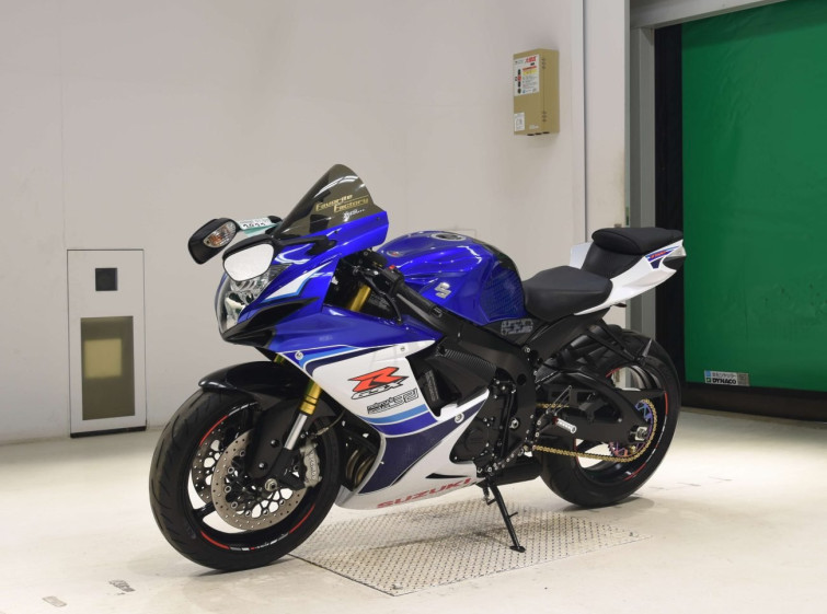 Мотоцикл Suzuki GSX-R750 с пробегом 11451 km с пробегом 11451 km