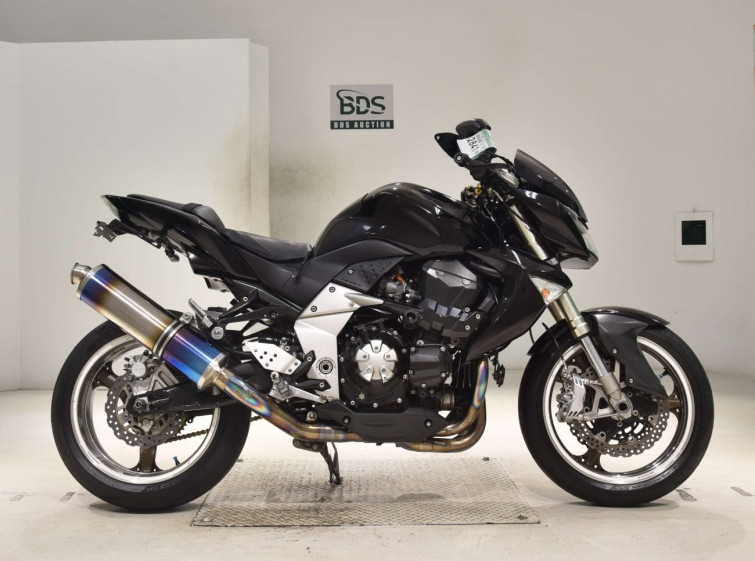 Мотоцикл Kawasaki Z1000 с пробегом 67667 km с пробегом 67667 km