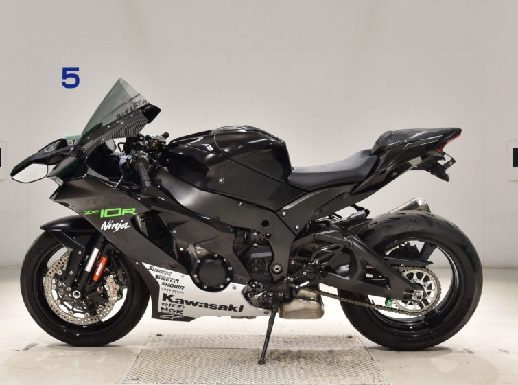 Мотоцикл Kawasaki NINJA ZX-10RA с пробегом 10533 km с пробегом 10533 km