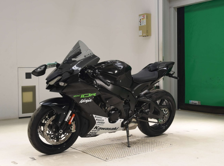 Мотоцикл Kawasaki NINJA ZX-10RA с пробегом 10533 km с пробегом 10533 km