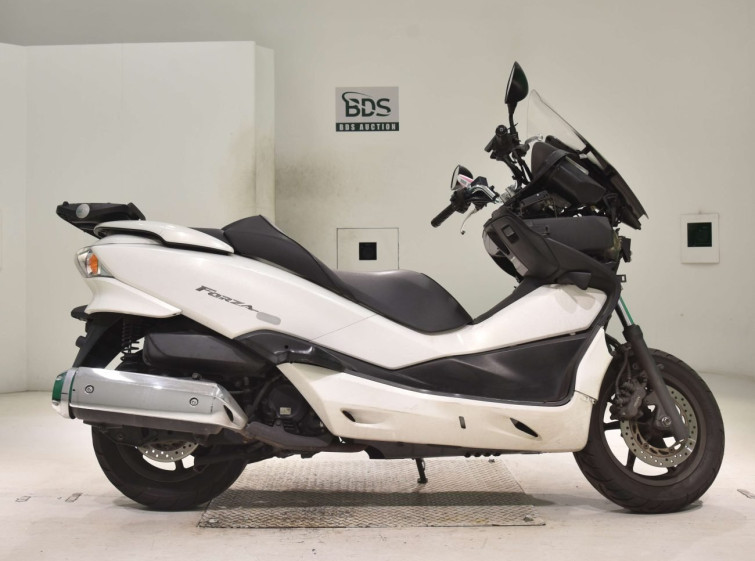 Мотоцикл Honda FORZA Z з пробігом 84847 km