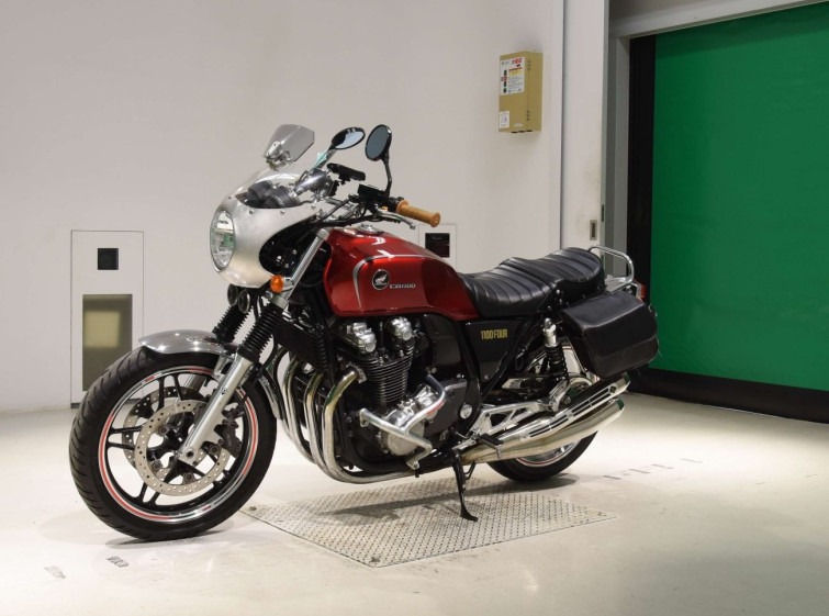 Мотоцикл Honda CB1100 с пробегом 45521 km с пробегом 45521 km