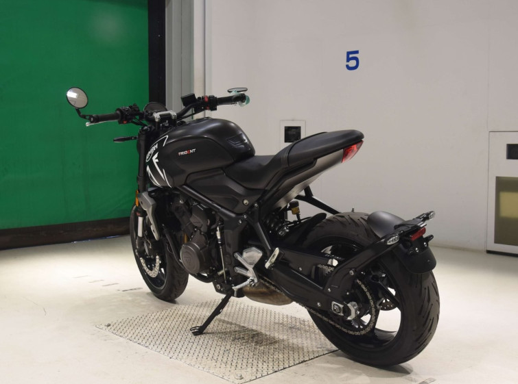 Мотоцикл Triumph TRIDENT660 с пробегом 8207 km с пробегом 8207 km