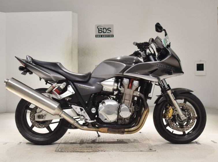 Мотоцикл Honda CB1300SF-3B з пробігом 47288 km з пробігом 47288 km