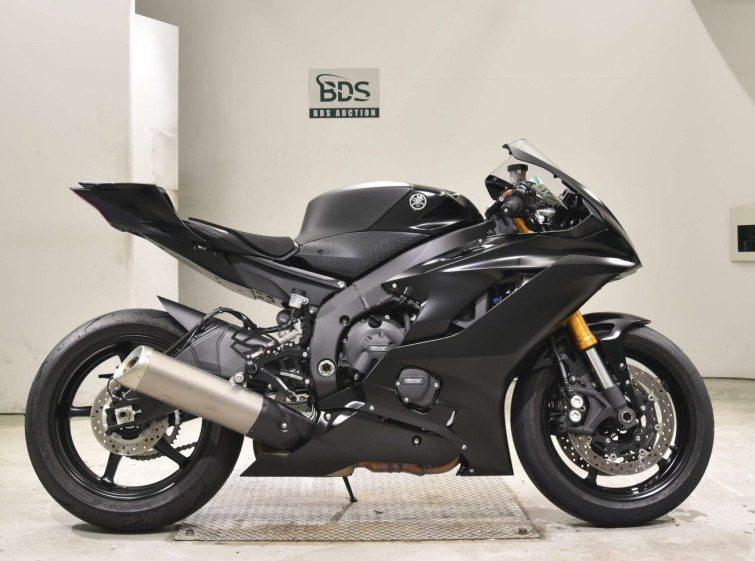 Мотоцикл Yamaha YZF-R6 с пробегом 657 km
