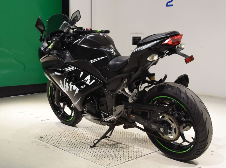 Мотоцикл Kawasaki NINJA250A с пробегом 50713 km с пробегом 50713 km