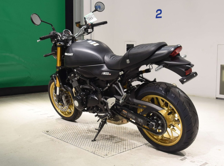 Мотоцикл Kawasaki Z900RS SE з пробігом 2339 km з пробігом 2339 km