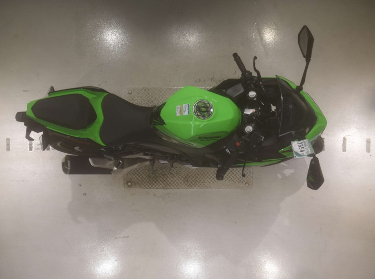 Мотоцикл Kawasaki NINJA400 с пробегом 16395 km с пробегом 16395 km