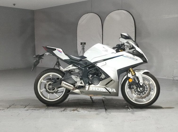 Мотоцикл Honda CBR250RR з пробігом 34049 km