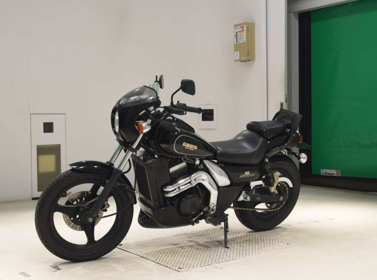 Мотоцикл Kawasaki ELIMINATOR 250SE з пробігом 18410 km з пробігом 18410 km