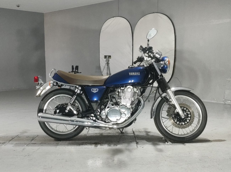 Мотоцикл Yamaha SR400 з пробігом 6731 km
