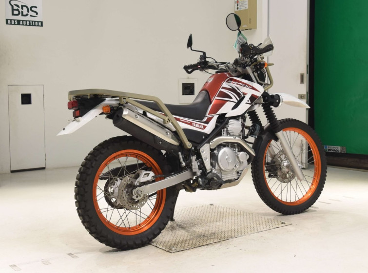 Мотоцикл Yamaha SEROW XT250 с пробегом 16566 km с пробегом 16566 km