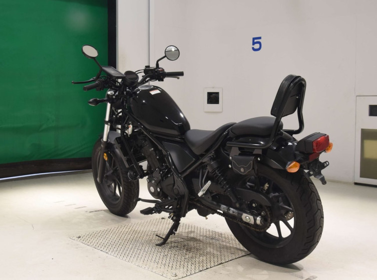 Мотоцикл Honda REBEL CMX250 з пробігом 5966 km з пробігом 5966 km