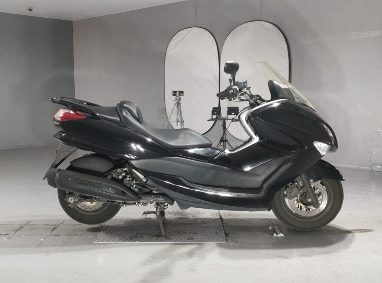 Мотоцикл Yamaha MAJESTY 250 с пробегом 30143 km
