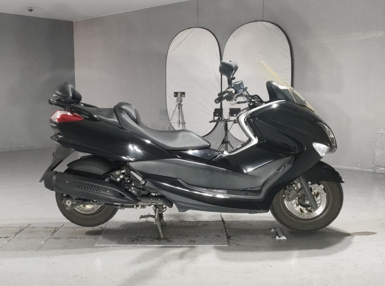 Мотоцикл Yamaha MAJESTY 250 с пробегом 29918 km