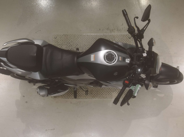 Мотоцикл Suzuki GIXXER250 з пробігом 16952 km з пробігом 16952 km