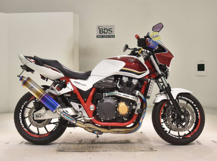 Мотоцикл Honda CB1300SF с пробегом 1877 km
