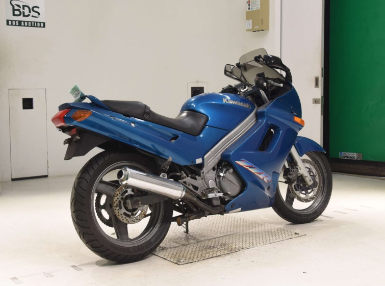 Мотоцикл Kawasaki ZZ-R250 з пробігом 18446 km з пробігом 18446 km