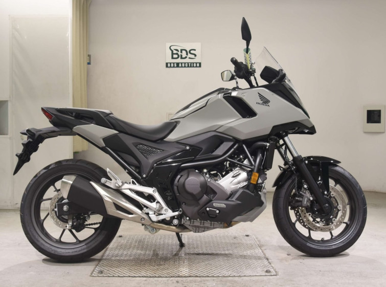 Мотоцикл Honda NC750XD з пробігом 520 km
