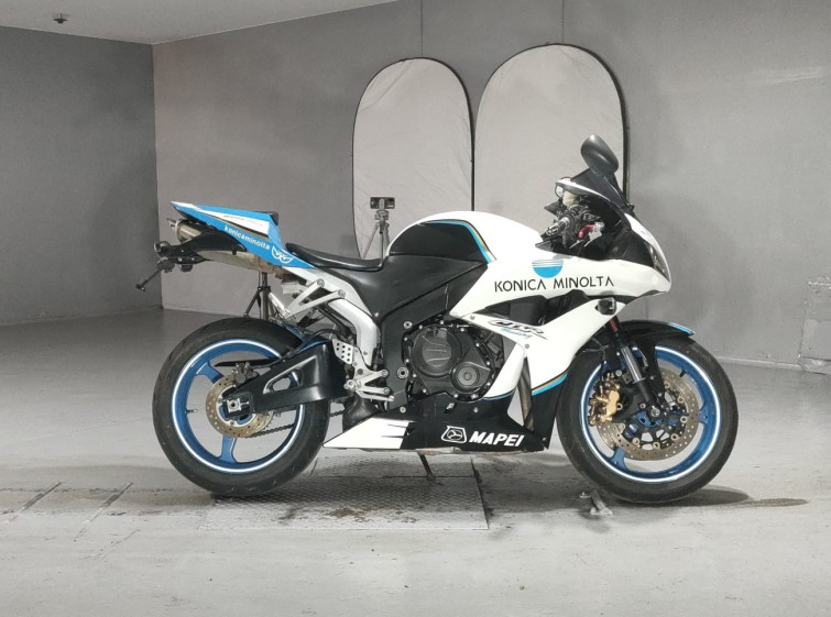 Мотоцикл Honda CBR600RR с пробегом 93048 km