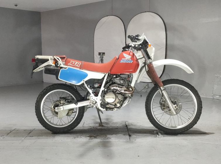 Мотоцикл Honda XLR250R с пробегом 24263 km