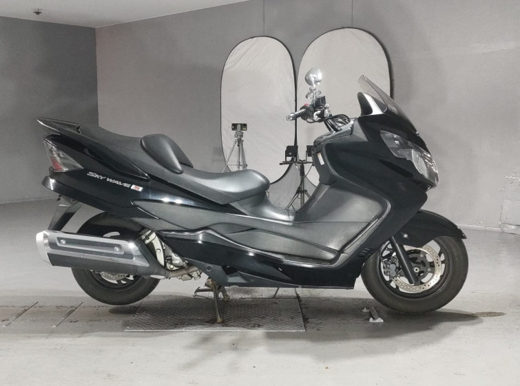 Мотоцикл Suzuki SKYWAVE 250S з пробігом 18387 km