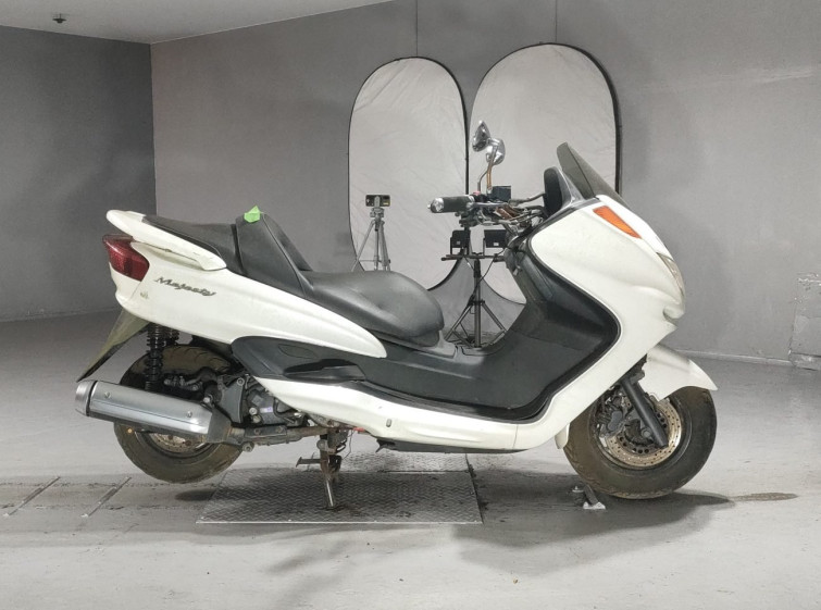 Мотоцикл Yamaha MAJESTY 250