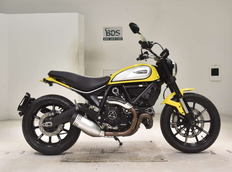 Мотоцикл Ducati SCRAMBLER 803 ICON з пробігом 32131 km