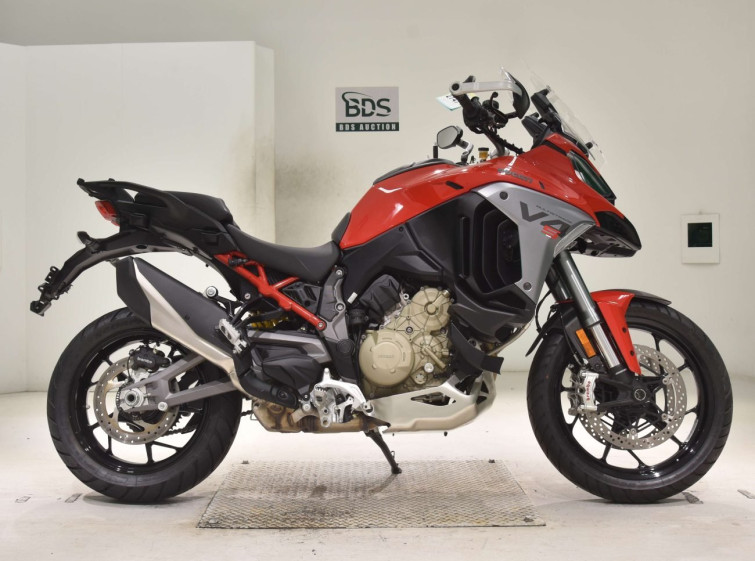 Мотоцикл Ducati MULTISTRADA V4S з пробігом 3635 km