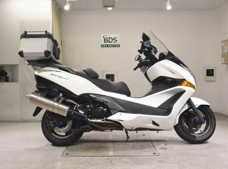Мотоцикл Honda SILVERWING400GT с пробегом 27762 km