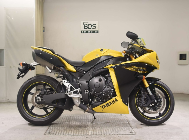 Мотоцикл Yamaha YZF-R1 с пробегом 26427 km