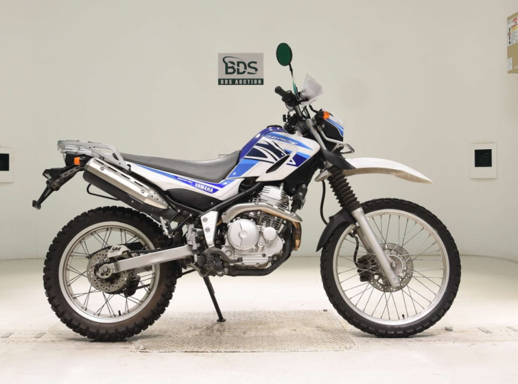 Мотоцикл Yamaha SEROW XT250 с пробегом 16540 km