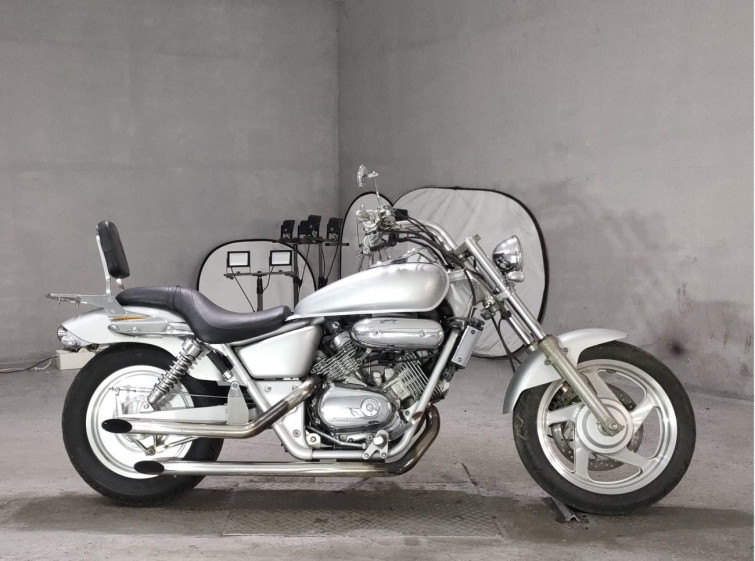 Мотоцикл Honda MAGNA250 з пробігом 71253 km